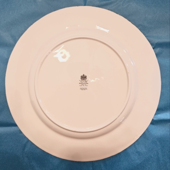 "Bride's Choice" Dinner Plate by Paragon. - Picture 5 of 7